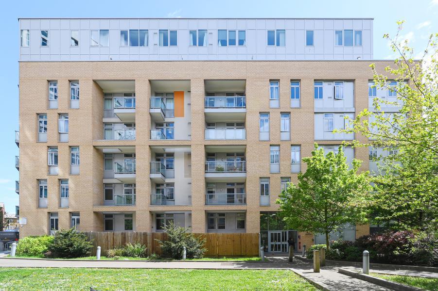 3 bed Apartment for rent in Poplar. From Rubicon Estate Agents