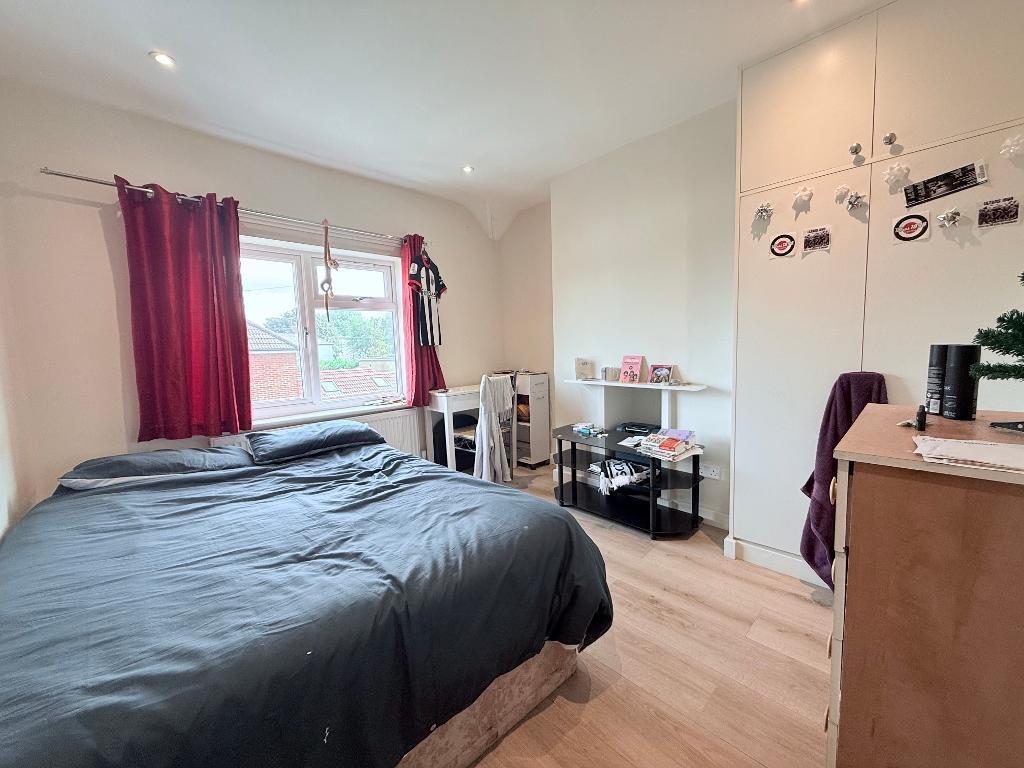 1 bed House Share for rent in Acton. From Savoy Property Consultants - West London