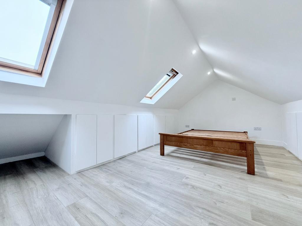 1 bed House Share for rent in Acton. From Savoy Property Consultants - West London