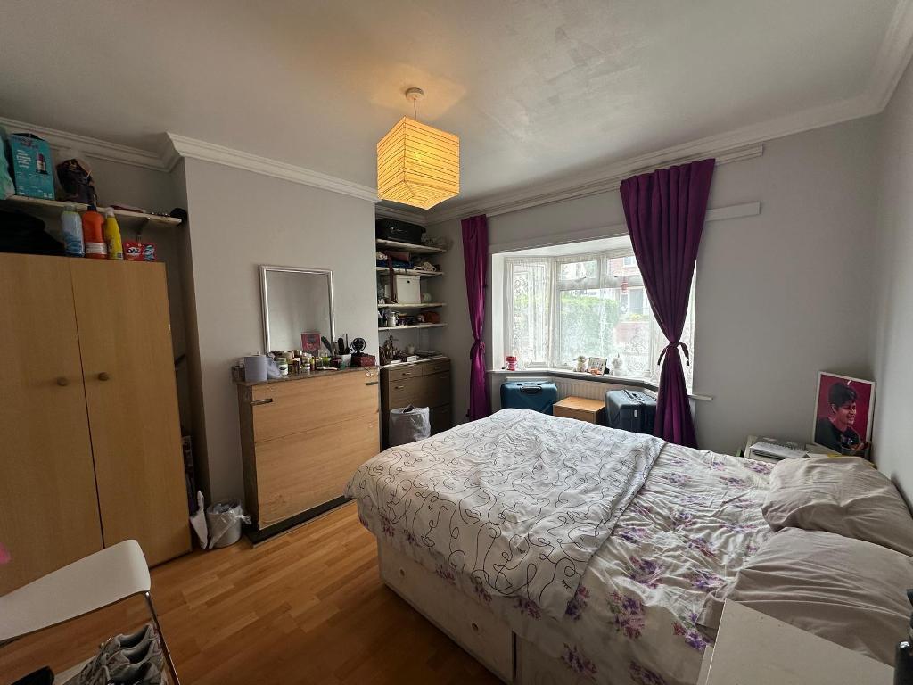 1 bed House Share for rent in Acton. From Savoy Property Consultants - West London