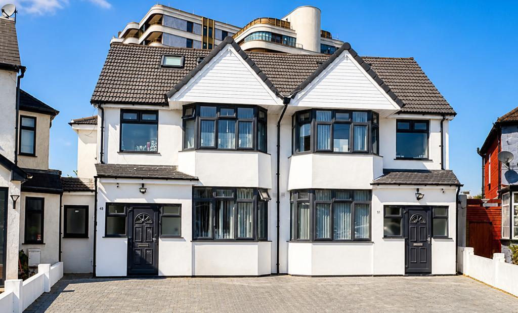 1 bed House Share for rent in Greenford. From Savoy Property Consultants - West London