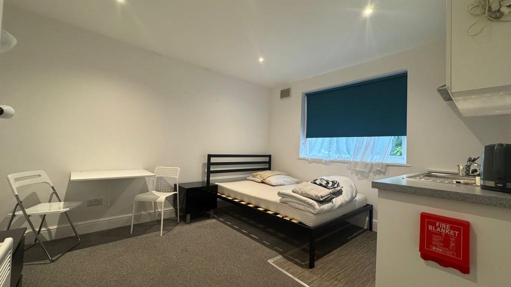 4 bed House Share for rent in Acton. From Savoy Property Consultants - West London