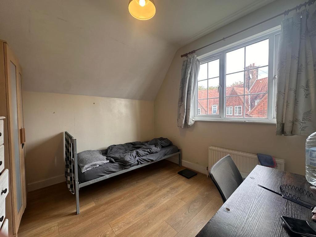 0 bed House Share for rent in Acton. From Savoy Property Consultants - West London