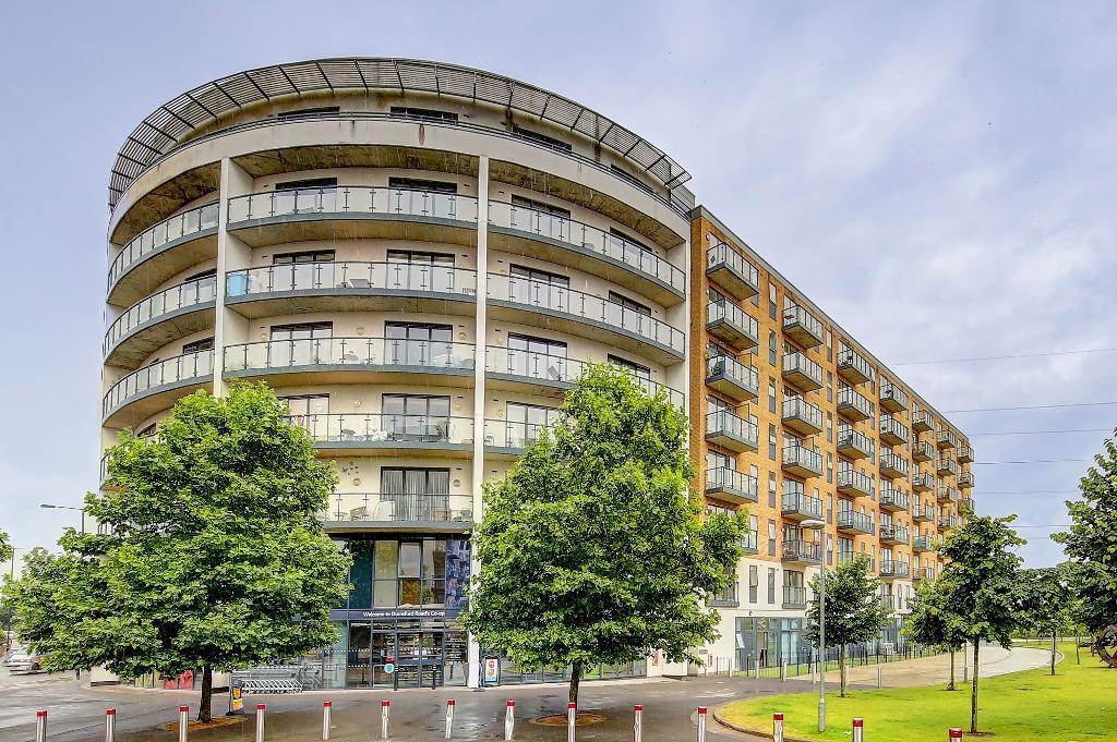 1 bed 1st Floor Flat for rent in Wimbledon. From Savoy Property Consultants - West London 1 bed 1st Floor Flat for rent in Wimbledon. From Savoy Property Consultants - West London