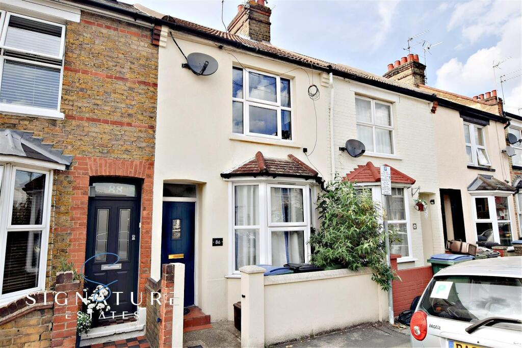 1 bed 1st Floor Flat for rent in Watford. From Signature Estates