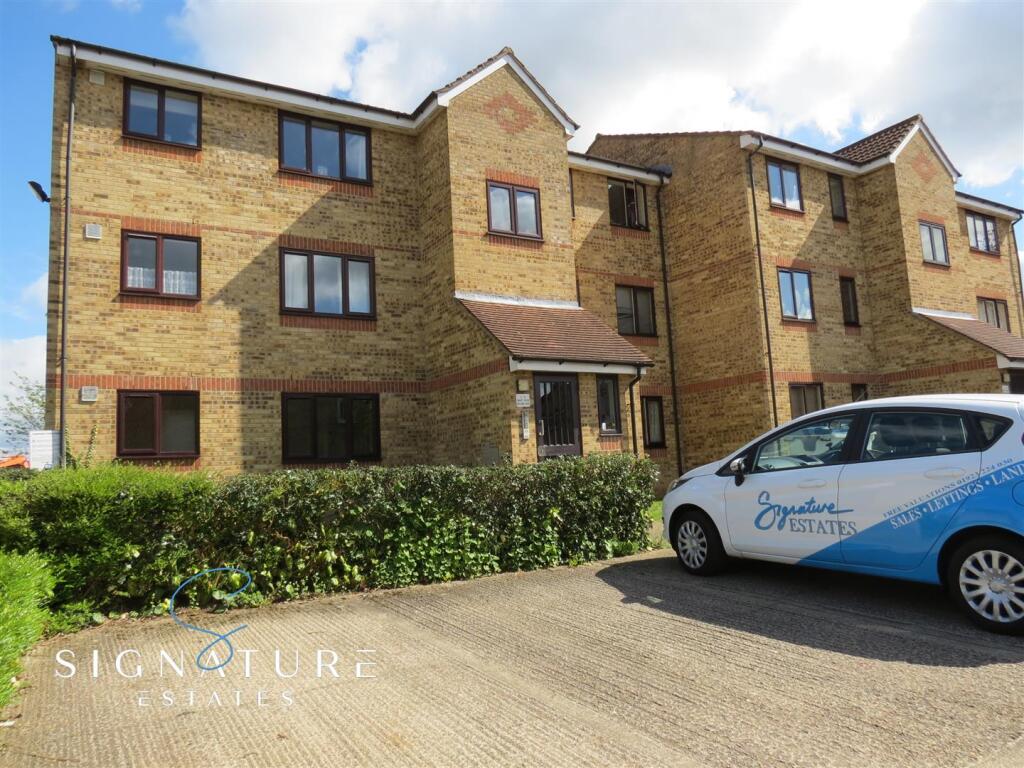 1 bed 1st Floor Flat for rent in Watford. From Signature Estates