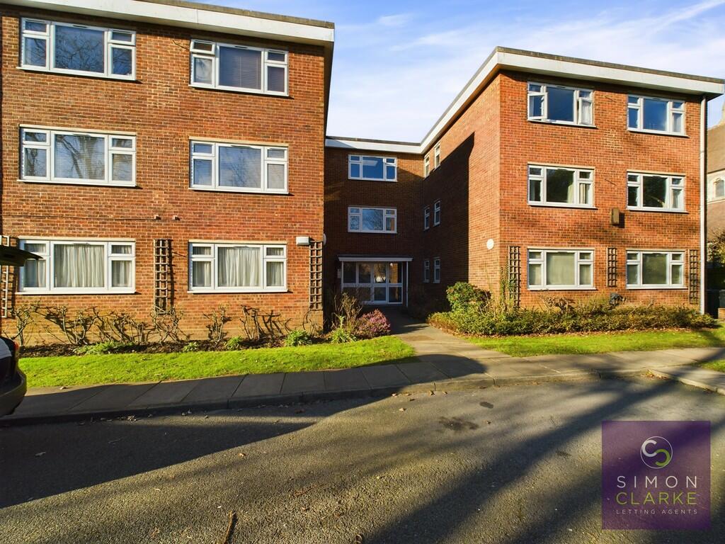 2 bed Apartment for rent in Friern Barnet. From Simon Clarke Letting Agents