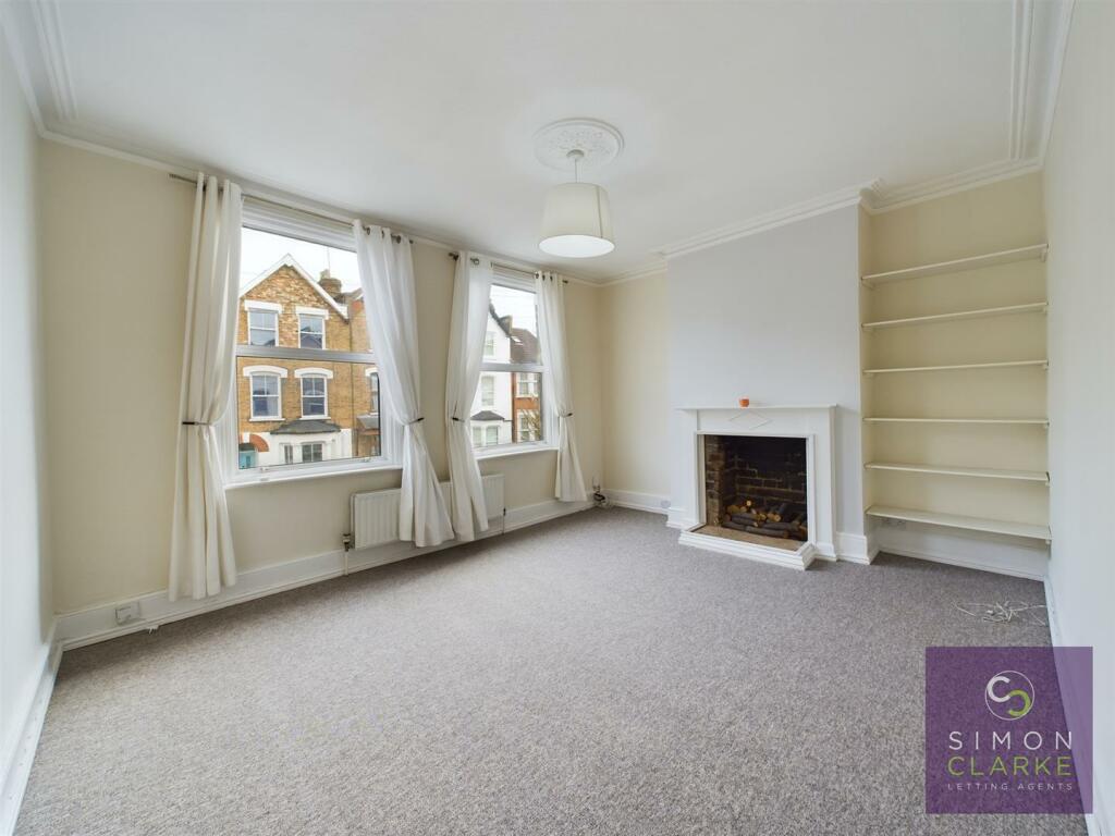 2 bed Flat for rent in Friern Barnet. From Simon Clarke Letting Agents