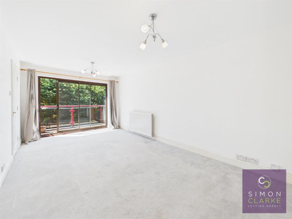 1 bed Apartment for rent in Friern Barnet. From Simon Clarke Letting Agents 1 bed Apartment for rent in Friern Barnet. From Simon Clarke Letting Agents