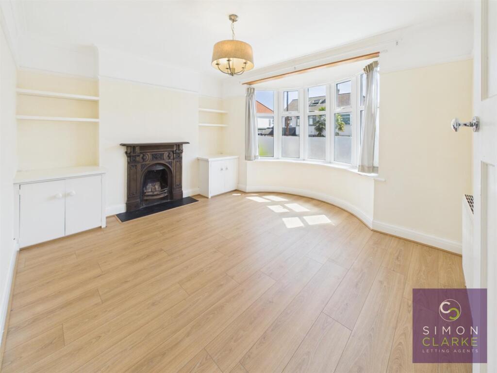 1 bed Apartment for rent in Friern Barnet. From Simon Clarke Letting Agents