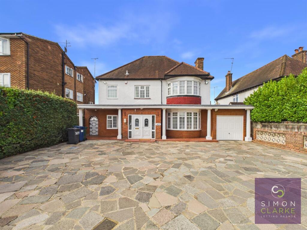 4 bed Detached for rent in Barnet. From Simon Clarke Letting Agents