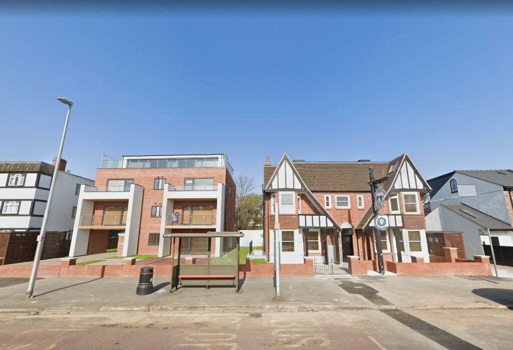 3 bed Apartment for rent in Wanstead. From Sincere Property Services