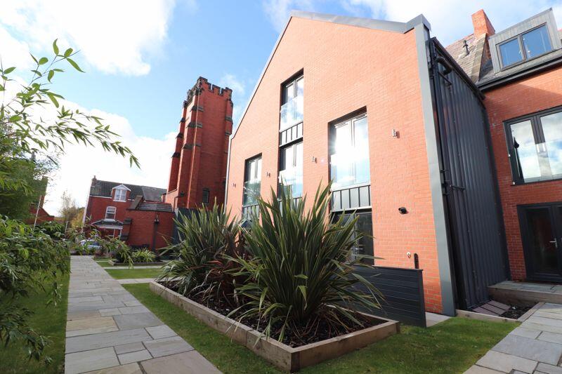 2 bed 1st Floor Flat for rent in Hoylake. From Key Residential - Wirral