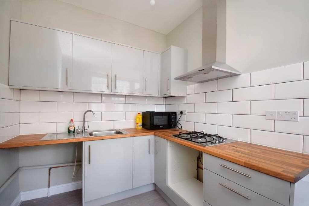 1 bed Apartment for rent in Catford. From Next Step Estates (South West) Ltd - London