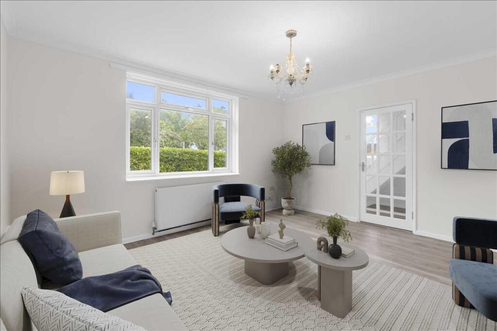 3 bed End of Terrace for rent in Penge. From Next Step Estates (South West) Ltd - London