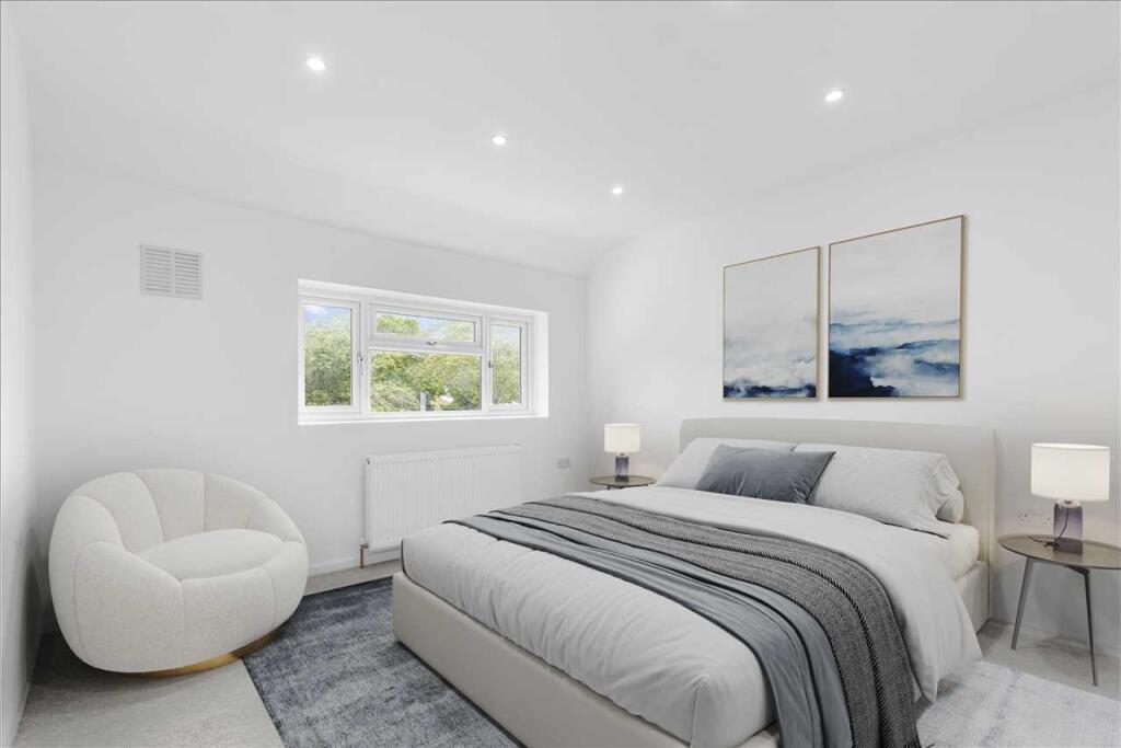 3 bed End of Terrace for rent in Penge. From Next Step Estates (South West) Ltd - London 3 bed End of Terrace for rent in Penge. From Next Step Estates (South West) Ltd - London