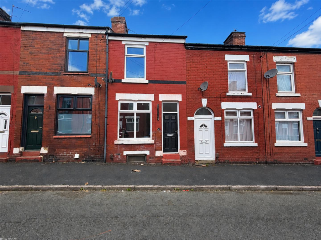 2 bed Mid Terraced House for rent in Stockport. From Spencer Harvey 2 bed Mid Terraced House for rent in Stockport. From Spencer Harvey