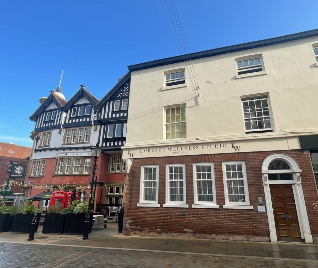 2 bed Apartment for rent in Stockport. From Spencer Harvey