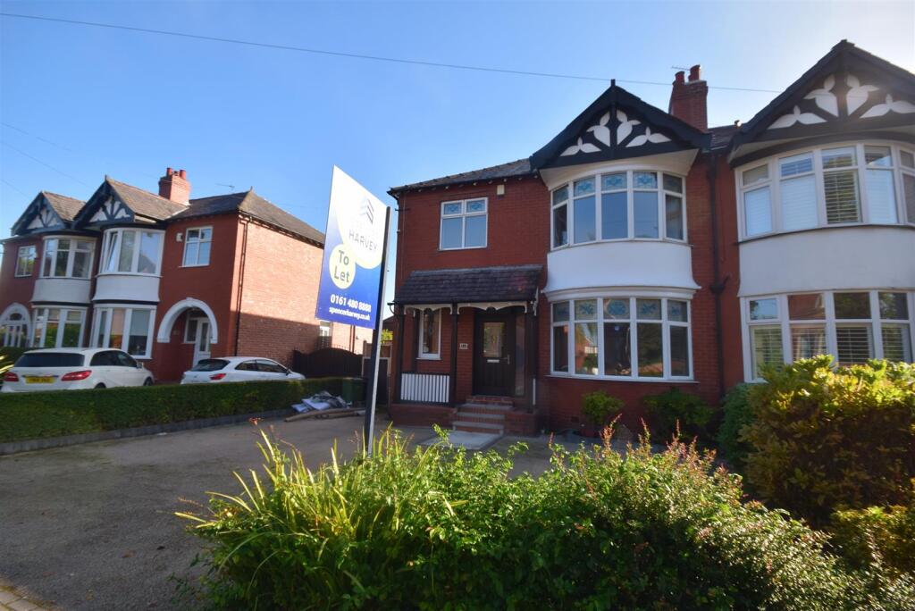 5 bed Detached for rent in Stockport. From Spencer Harvey