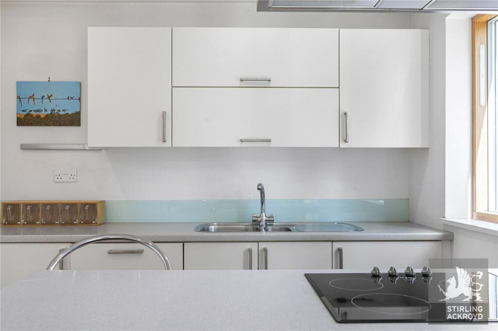 2 bed Apartment for rent in Hackney. From Stirling Ackroyd