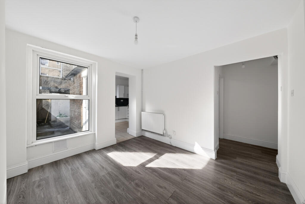 1 bed Apartment for rent in London. From Stirling Ackroyd - Clapton