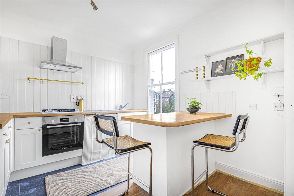 2 bed Apartment for rent in Hackney. From Stirling Ackroyd - Clapton 2 bed Apartment for rent in Hackney. From Stirling Ackroyd - Clapton