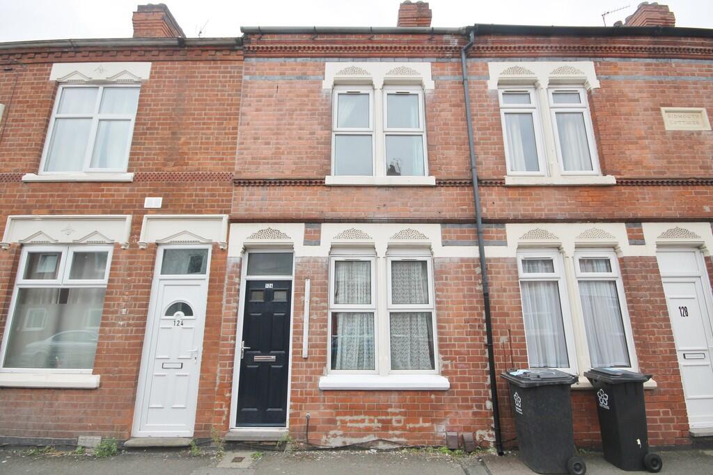 3 bed Mid Terraced House for rent in Leicester. From Keywest Estate Agents - Leicester