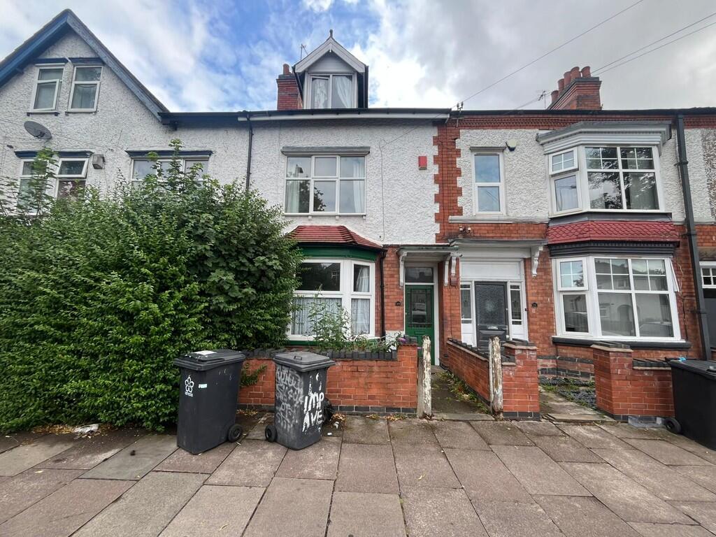 4 bed 1st Floor Flat for rent in Leicester Forest East. From Keywest Estate Agents - Leicester