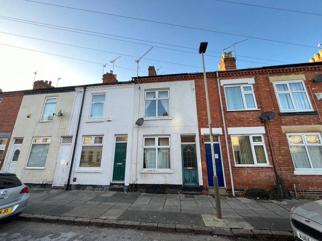 2 bed Mid Terraced House for rent in Leicester. From Keywest Estate Agents - Leicester