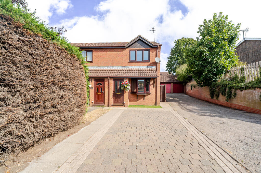 2 bed Semi Detached for rent in Market Rasen. From Keywest Estate Agents - Leicester