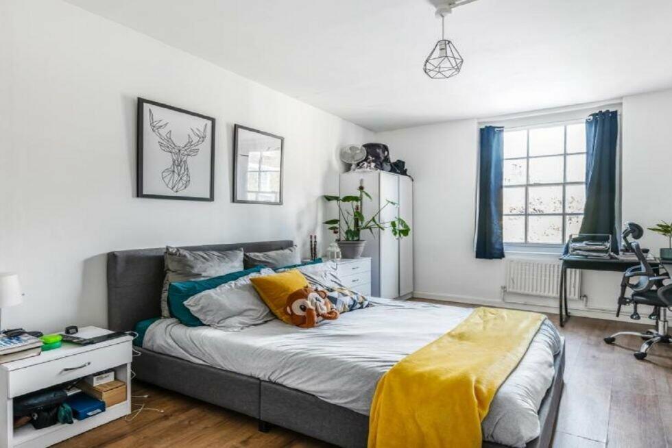 3 bed Flat for rent in Camberwell. From Black Katz - London Bridge