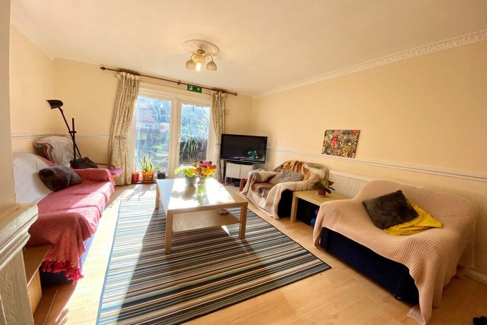 4 bed Flat for rent in Camberwell. From Black Katz - London Bridge