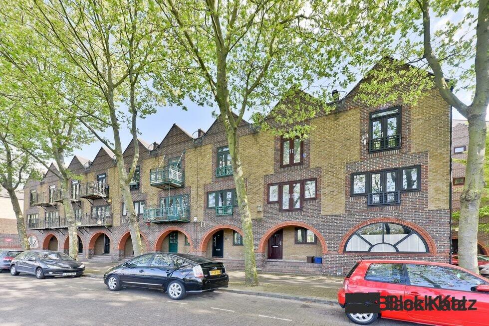 3 bed 1st Floor Flat for rent in Deptford. From Black Katz - London Bridge 3 bed 1st Floor Flat for rent in Deptford. From Black Katz - London Bridge