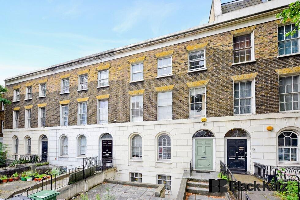 7 bed 1st Floor Flat for rent in Camberwell. From Black Katz - London Bridge