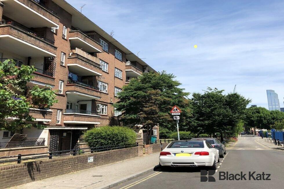 2 bed 1st Floor Flat for rent in Bermondsey. From Black Katz - London Bridge