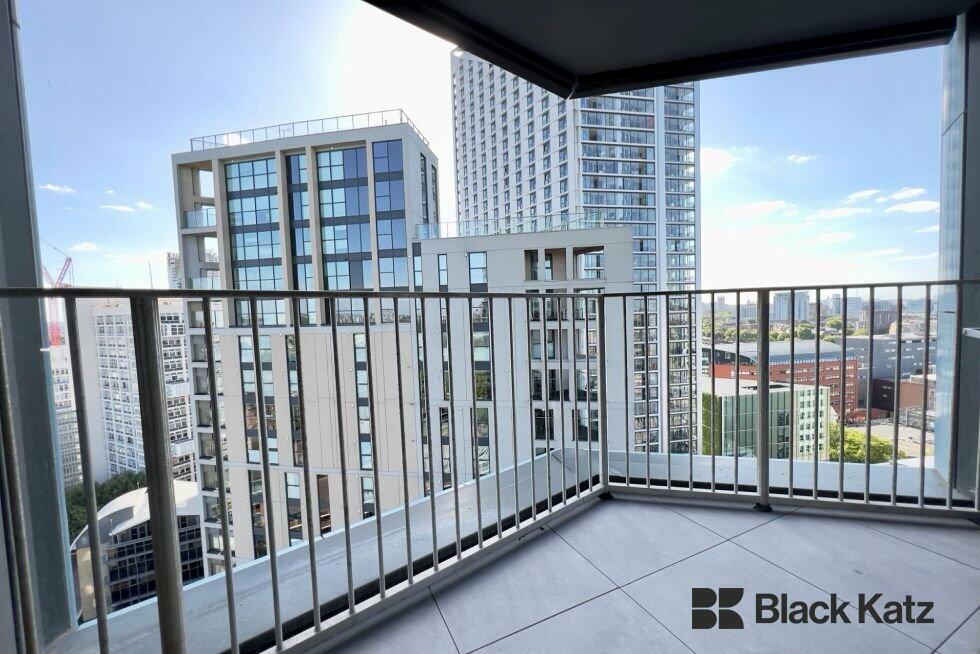 2 bed 1st Floor Flat for rent in Bermondsey. From Black Katz - London Bridge