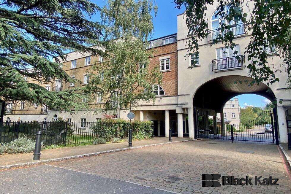 2 bed Apartment for rent in Clapham. From Black Katz - London Bridge