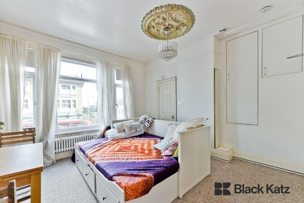 4 bed 1st Floor Flat for rent in Battersea. From Black Katz - London Bridge 4 bed 1st Floor Flat for rent in Battersea. From Black Katz - London Bridge