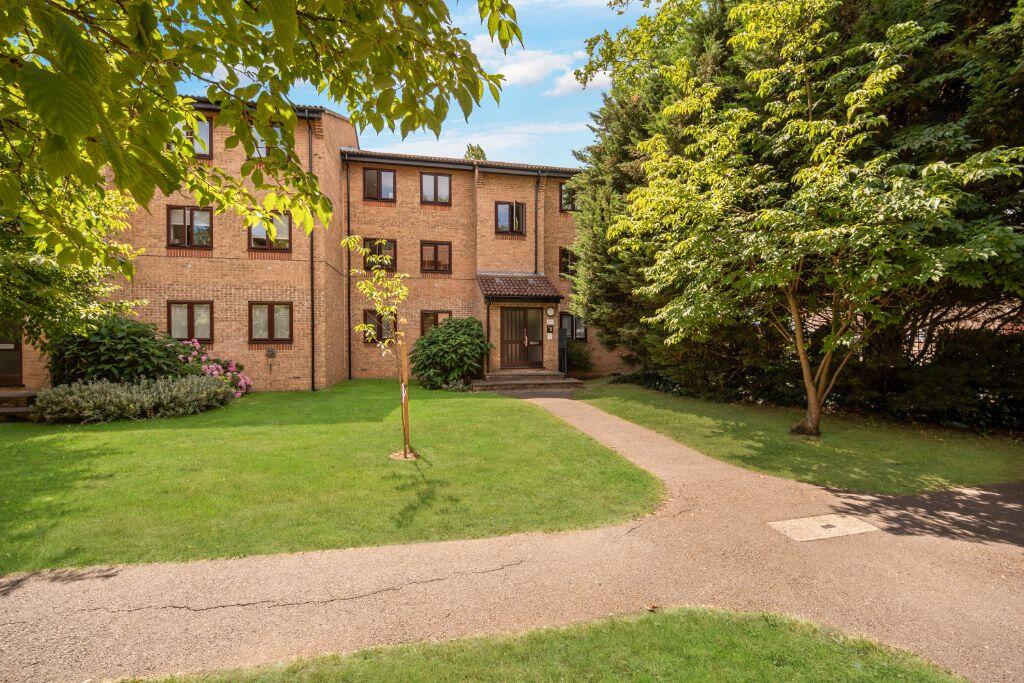 2 bed 1st Floor Flat for rent in Wimbledon. From Swift Property 2 bed 1st Floor Flat for rent in Wimbledon. From Swift Property