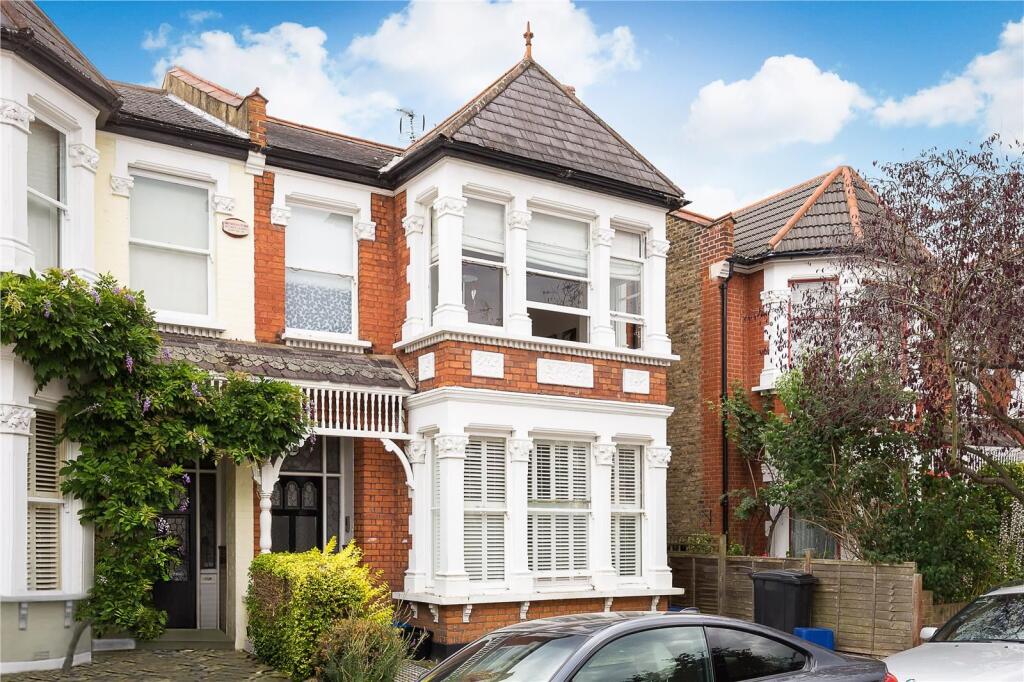 3 bed 1st Floor Flat for rent in Twickenham. From Swift Property