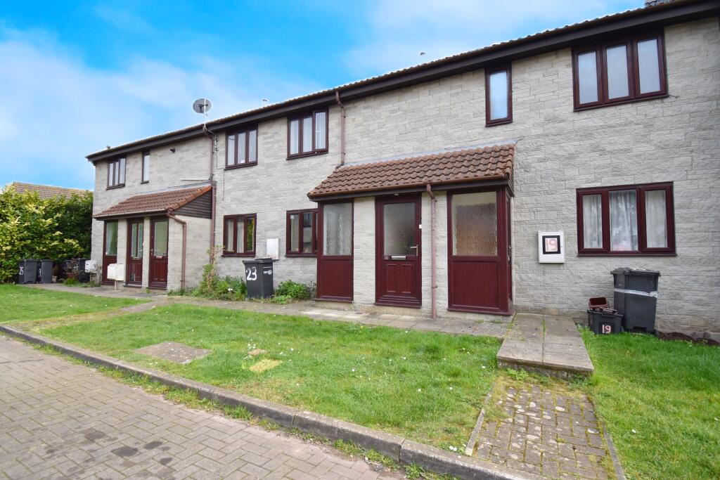 2 bed Apartment for rent in Somerton. From Killens - Wells