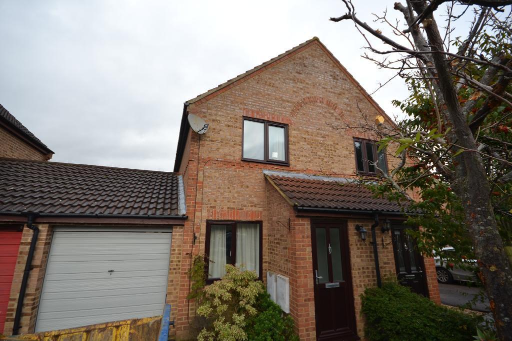 2 bed Semi Detached for rent in Bow Brickhill. From King Estate Agents - Milton Keynes 2 bed Semi Detached for rent in Bow Brickhill. From King Estate Agents - Milton Keynes