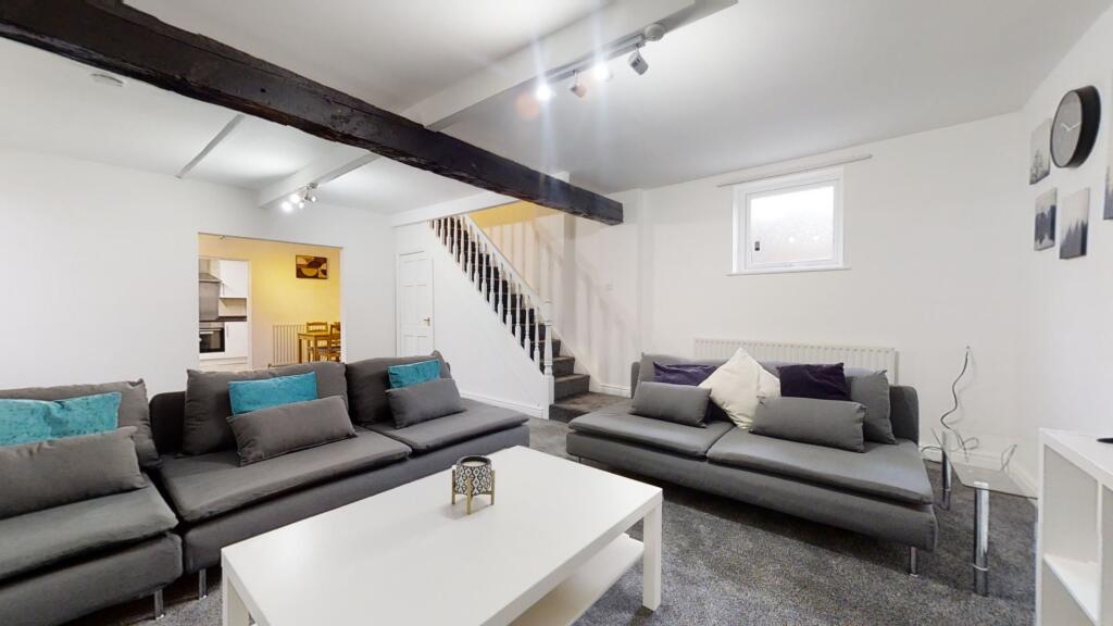 9 bed House Share for rent in Long Line. From Dove Properties - Sheffield