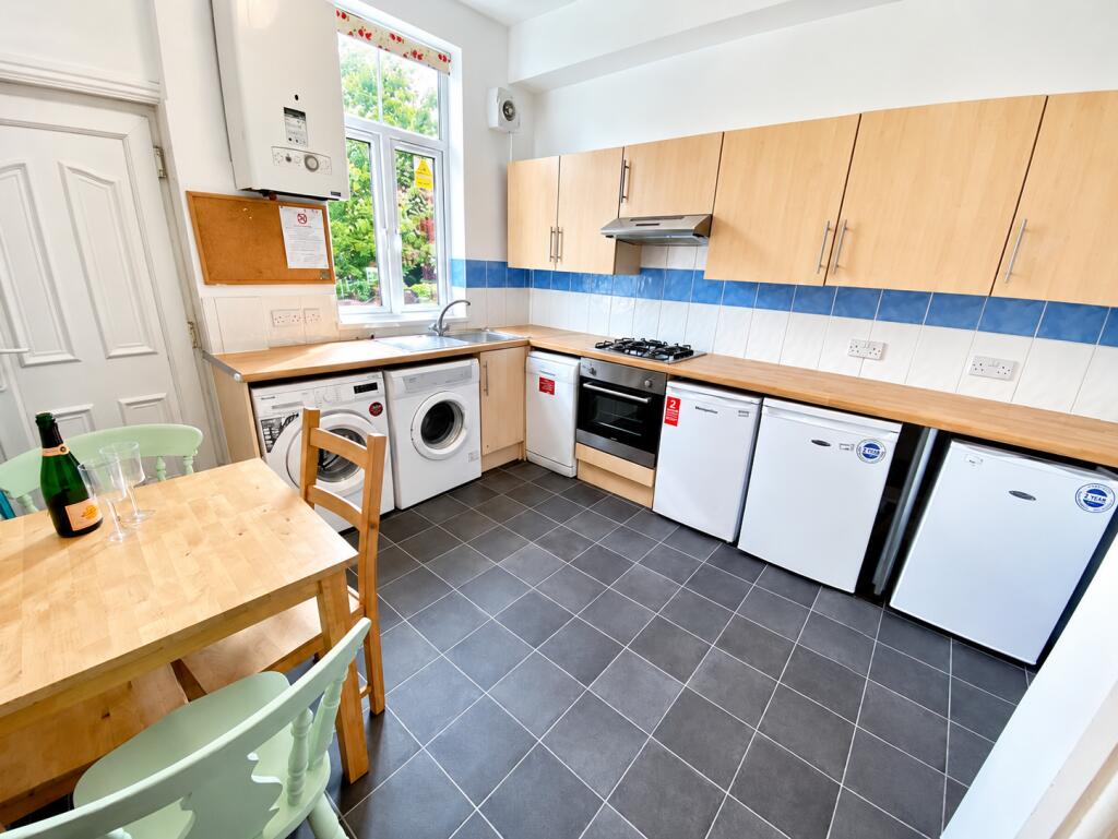 5 bed House Share for rent in Sheffield. From Dove Properties - Sheffield 5 bed House Share for rent in Sheffield. From Dove Properties - Sheffield