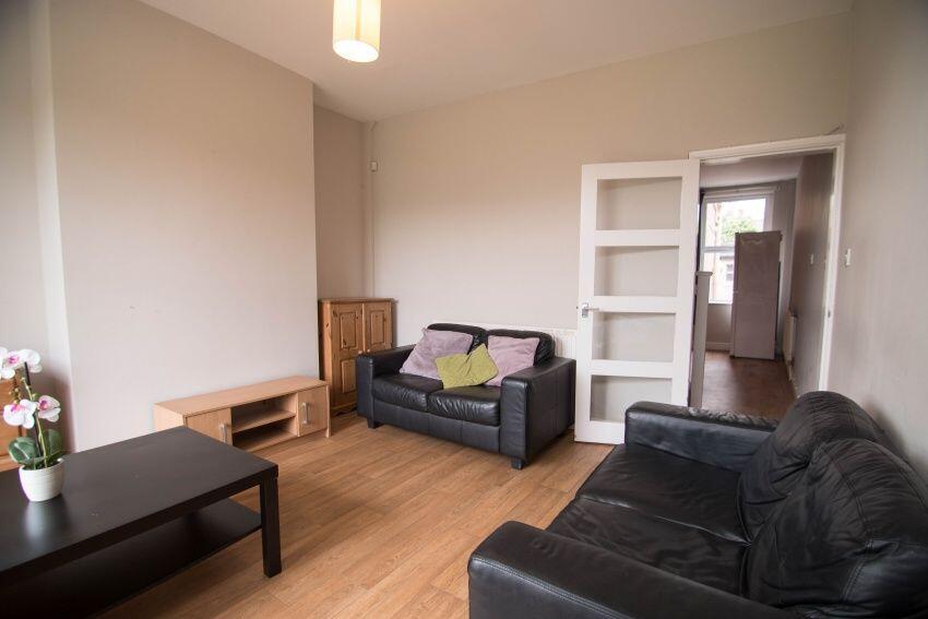 3 bed House Share for rent in Long Line. From Dove Properties - Sheffield 3 bed House Share for rent in Long Line. From Dove Properties - Sheffield