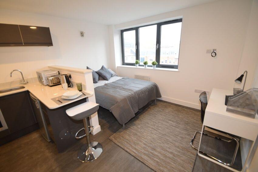 0 bed Studio for rent in Sheffield. From Dove Properties - Sheffield