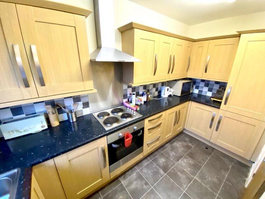 2 bed 1st Floor Flat for rent in Sheffield. From Dove Properties - Sheffield