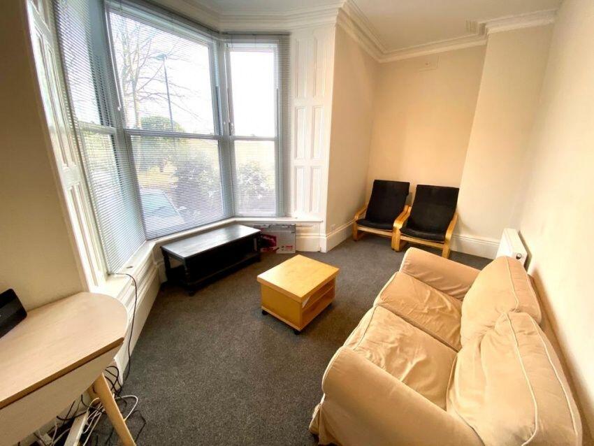 2 bed 1st Floor Flat for rent in Sheffield. From Dove Properties - Sheffield