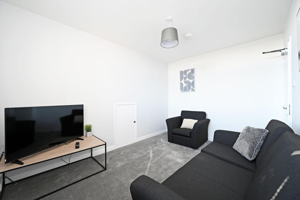 3 bed 1st Floor Flat for rent in Sheffield. From Dove Properties - Sheffield