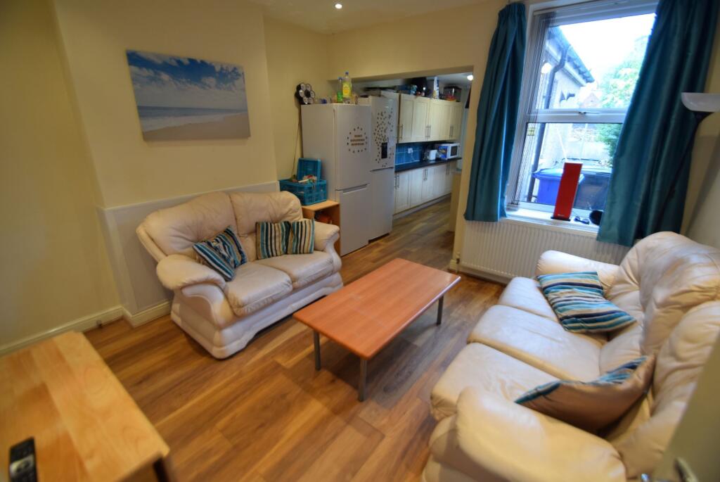 4 bed House Share for rent in Sheffield. From Dove Properties - Sheffield 4 bed House Share for rent in Sheffield. From Dove Properties - Sheffield